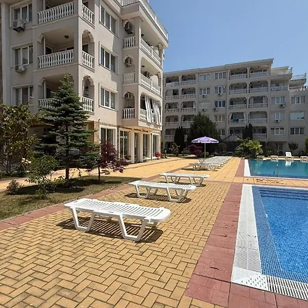 Bratanov Lifestyle Deluxe Διαμέρισμα Νεσέμπαρ