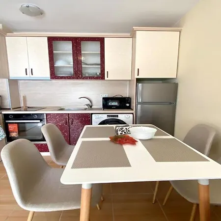 Bratanov Lifestyle Deluxe Apartment