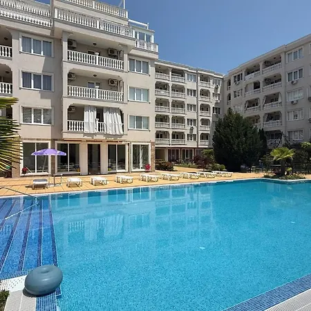 Bratanov Lifestyle Deluxe Nessebar